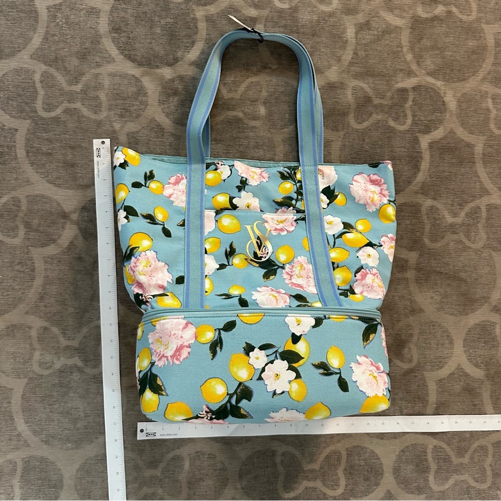 NWT Victoria Secret Cooler Tote - Summer Lemons - Picture 7 of 16
